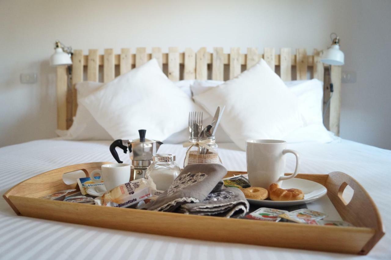 Bed and Breakfast Bonjour Bonheur Avellino Exterior foto